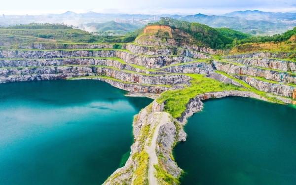 油麻山